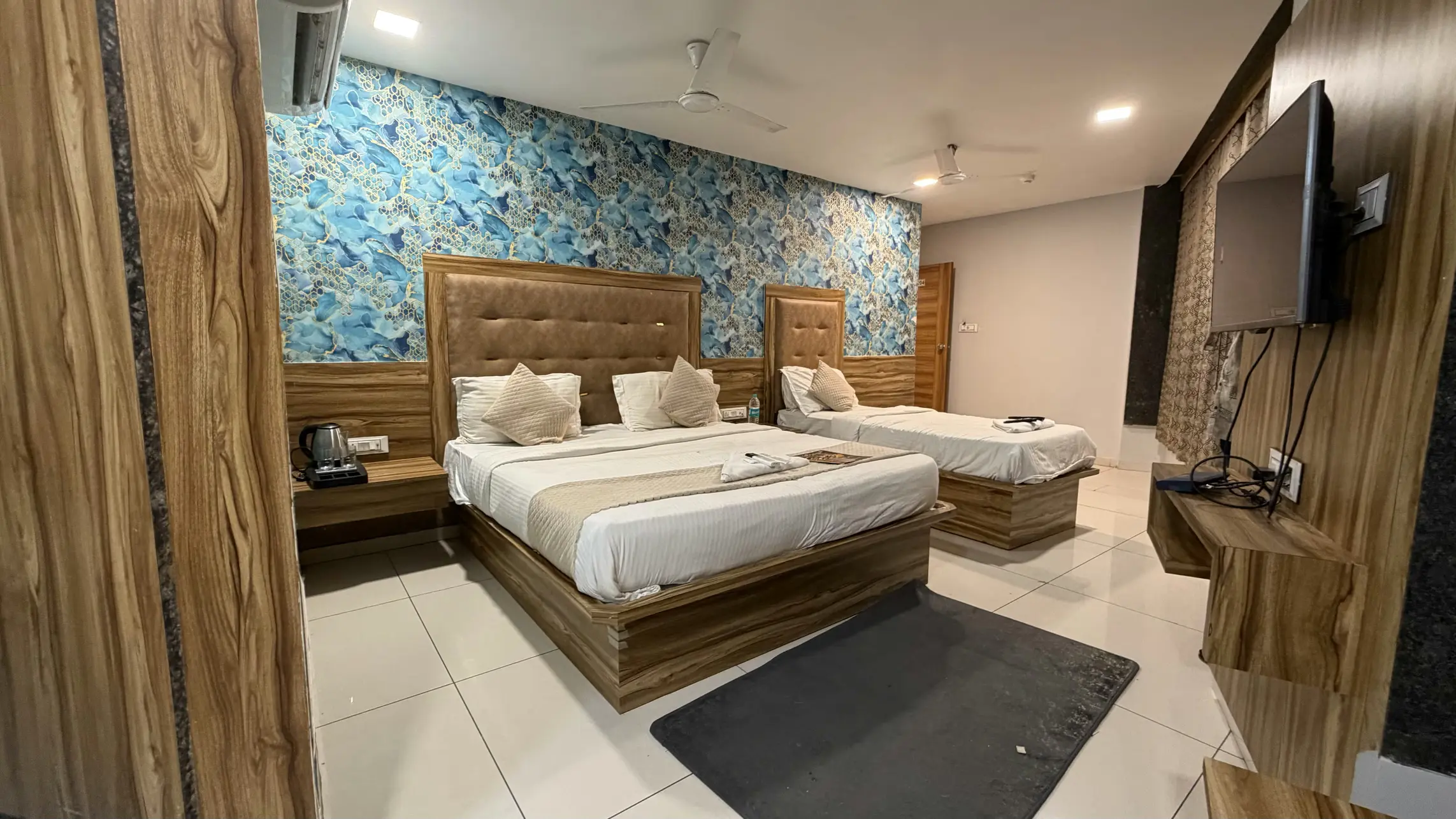 Triple room at Hotel Silver Inn
